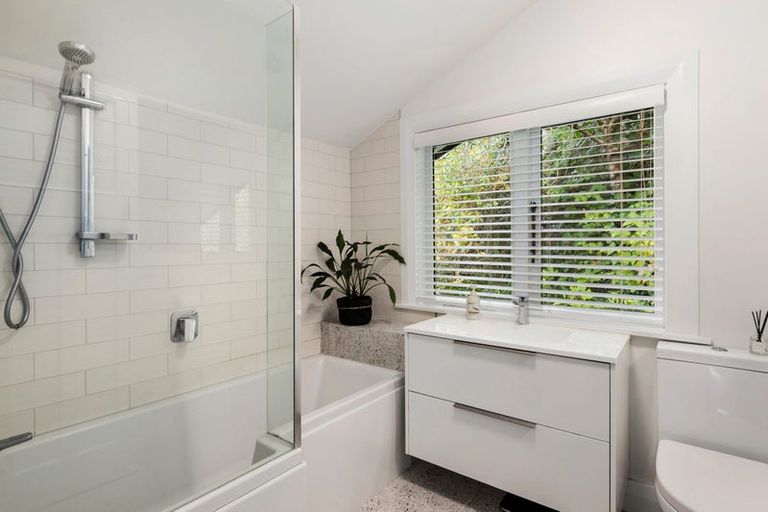 Photo of property in 37 Oban Street, Wadestown, Wellington, 6012