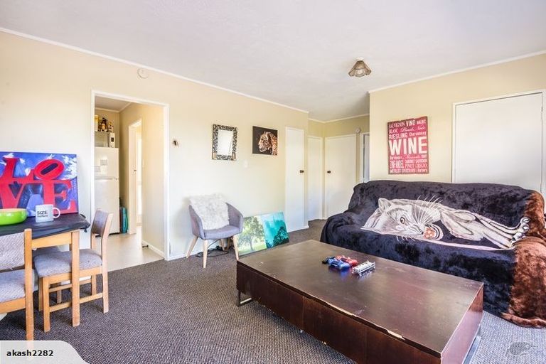 Photo of property in 74u3 Dominion Park Street, Johnsonville, Wellington, 6037