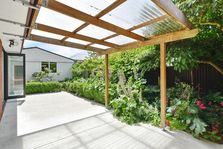 Photo of property in 42/a Ward Street, Addington, Christchurch, 8024