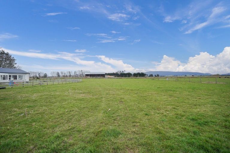 Photo of property in 565 Otautau Wreys Bush Road, Waikoura, Otautau, 9689