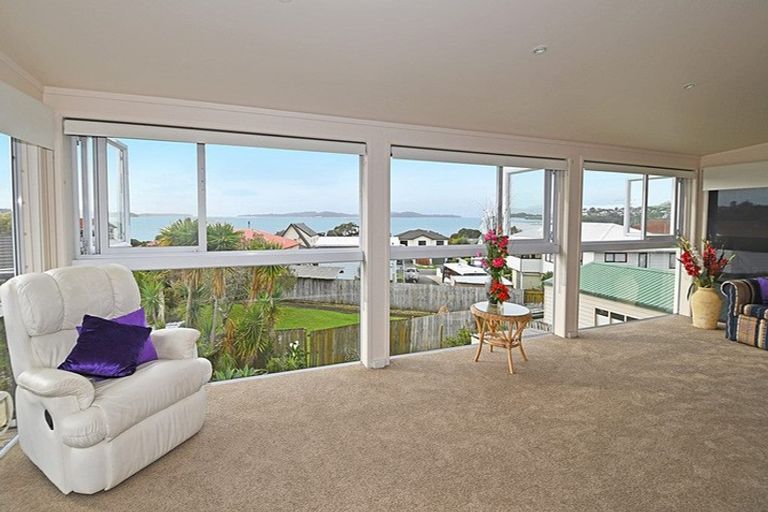 Photo of property in 5 Ngatira Place, Snells Beach, 0920
