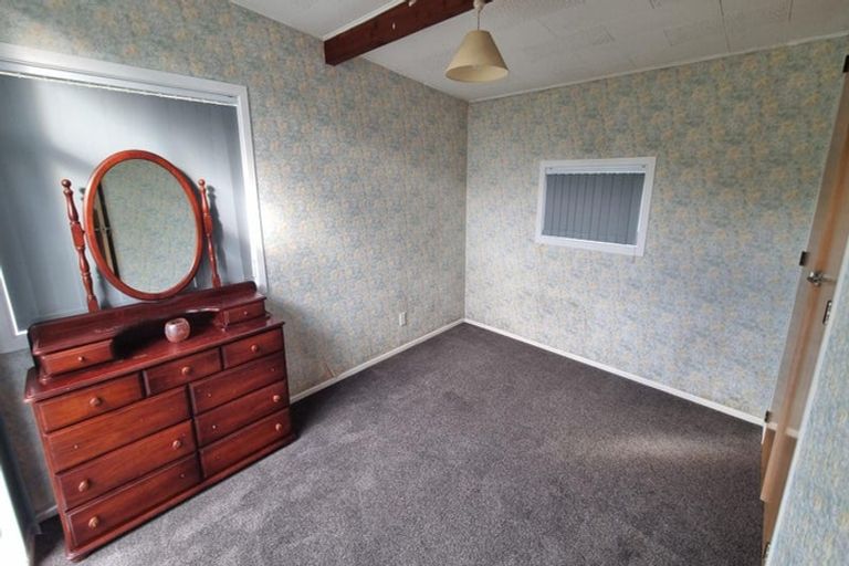 Photo of property in 108 Middleton Road, Churton Park, Wellington, 6037