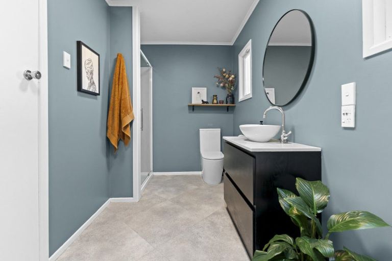 Photo of property in 222 Tukapa Street, Westown, New Plymouth, 4310