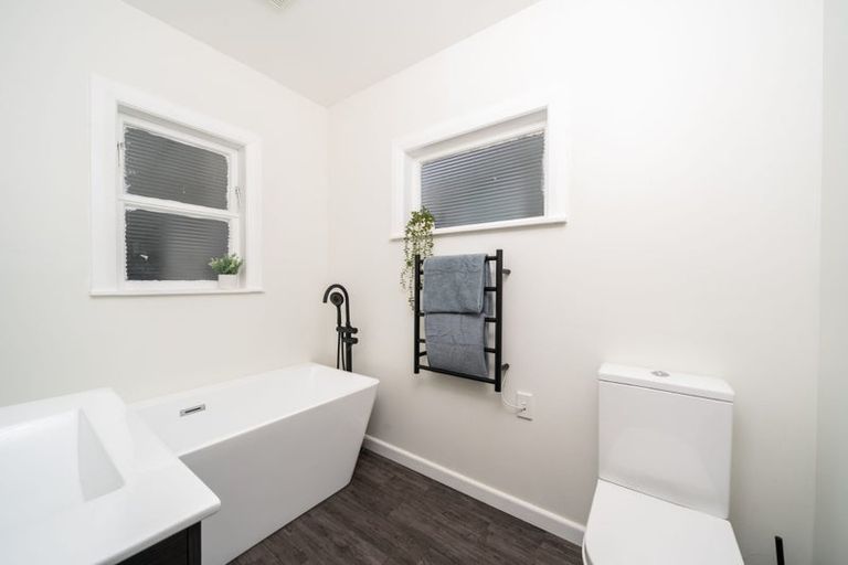 Photo of property in 53 Handyside Street, Tawa, Wellington, 5028