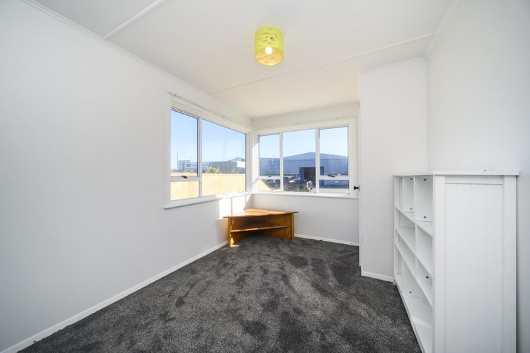 Photo of property in 928 Tremaine Avenue, Roslyn, Palmerston North, 4414