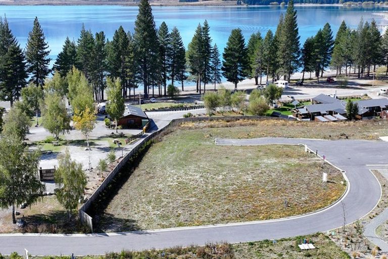Photo of property in 17 Petes Place, Lake Tekapo, 7999
