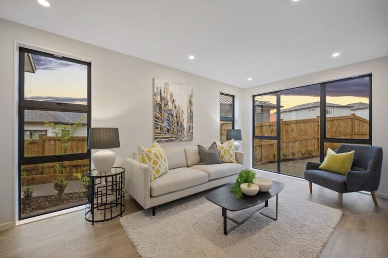 Photo of property in 4 Whale Bay Rise, Gulf Harbour, Whangaparaoa, 0930