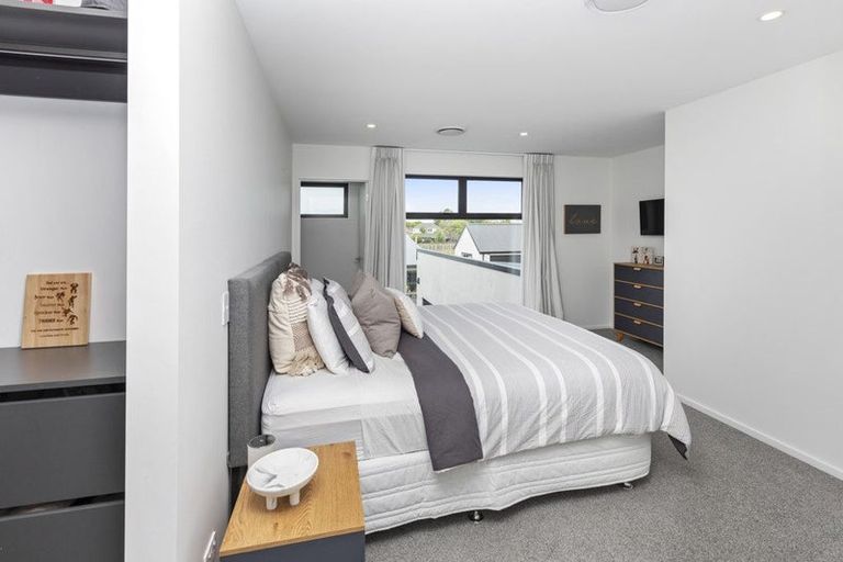 Photo of property in 42 Grayshott Avenue, Casebrook, Christchurch, 8051