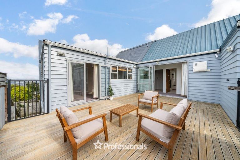 Photo of property in 3 Lone Tree Grove, Kelson, Lower Hutt, 5010