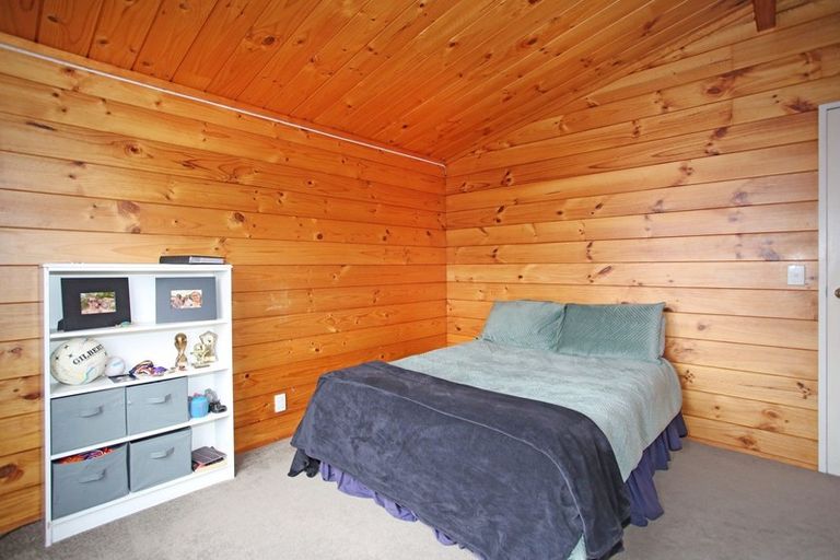 Photo of property in 37 Barnhill Crescent, Pahurehure, Papakura, 2113