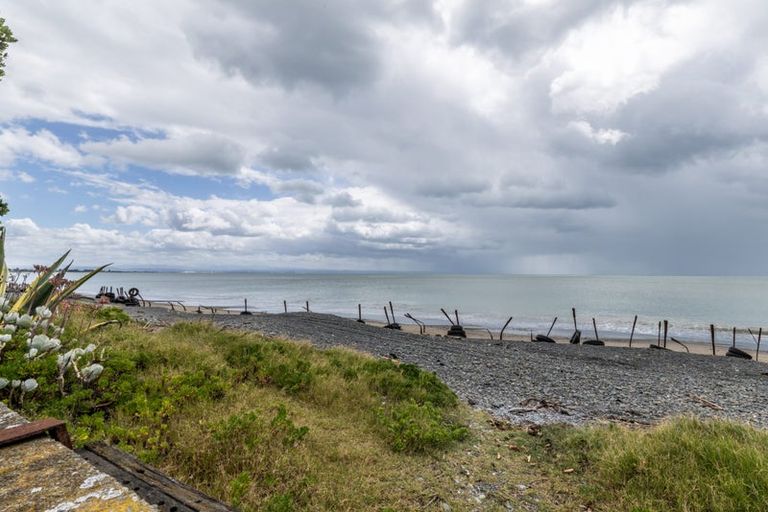 Photo of property in 285 Clifton Road, Te Awanga, 4102