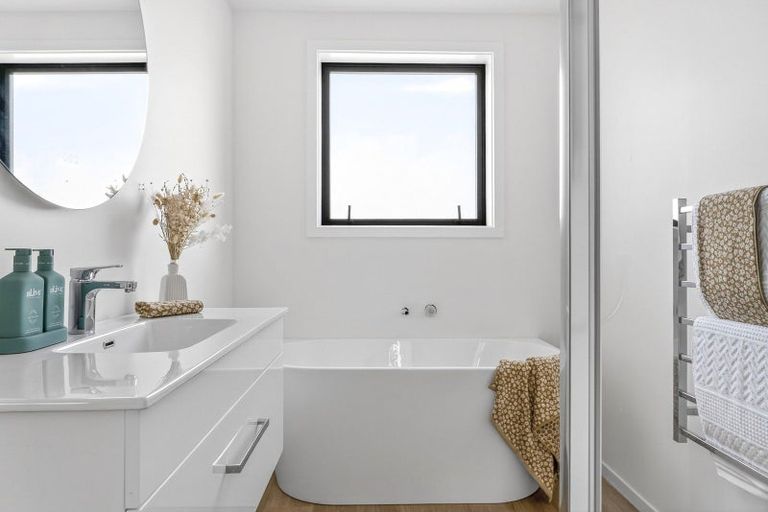 Photo of property in Northlake, 13 Armidale Crescent, Wanaka, 9305