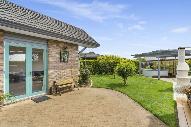 Photo of property in 63 James Cook Drive, Welcome Bay, Tauranga, 3112