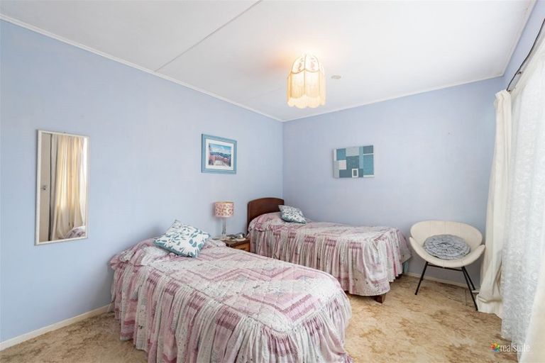 Photo of property in 74 Durham Crescent, Fairfield, Lower Hutt, 5011