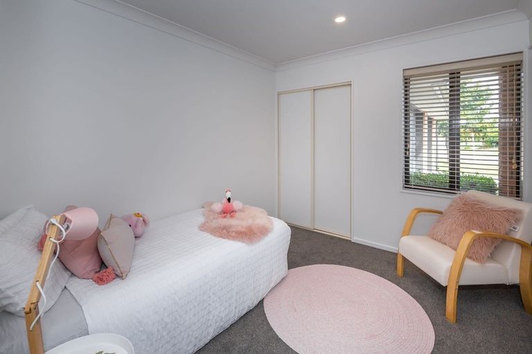 Photo of property in 93 Overbury Crescent, Rolleston, 7614