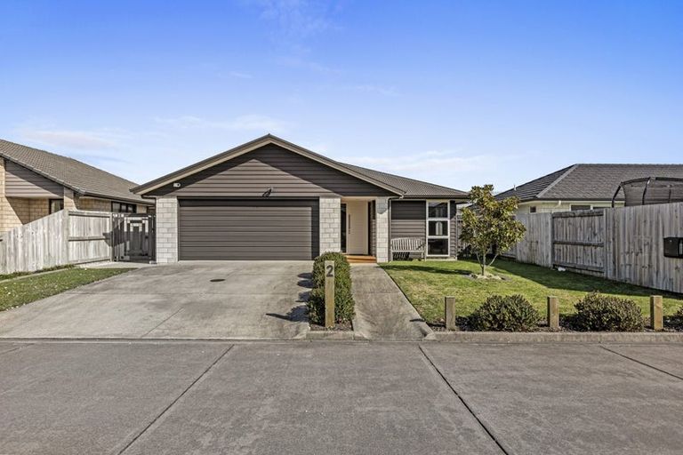 Photo of property in 2 Cecilia Place, Papamoa Beach, Papamoa, 3118
