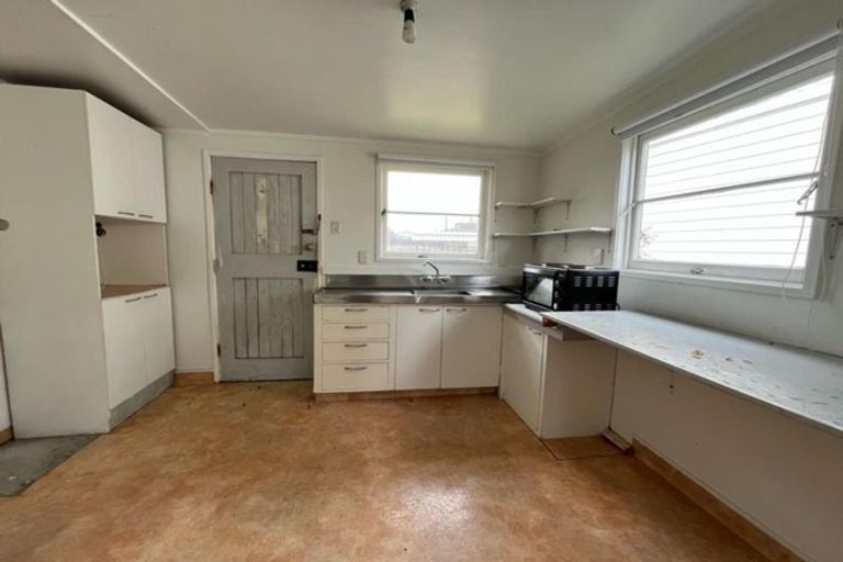 Photo of property in 36 Mckinstry Avenue, Mangere East, Auckland, 2024