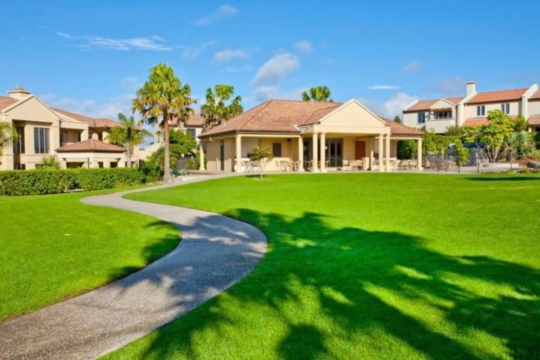Photo of property in 140 Gills Road, Albany Heights, Auckland, 0632