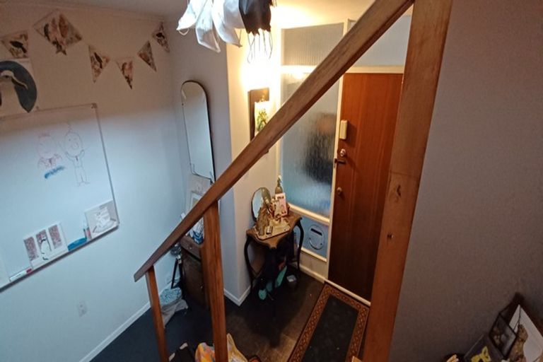 Photo of property in 11 Te Pari Pari Road, Pukerua Bay, 5026