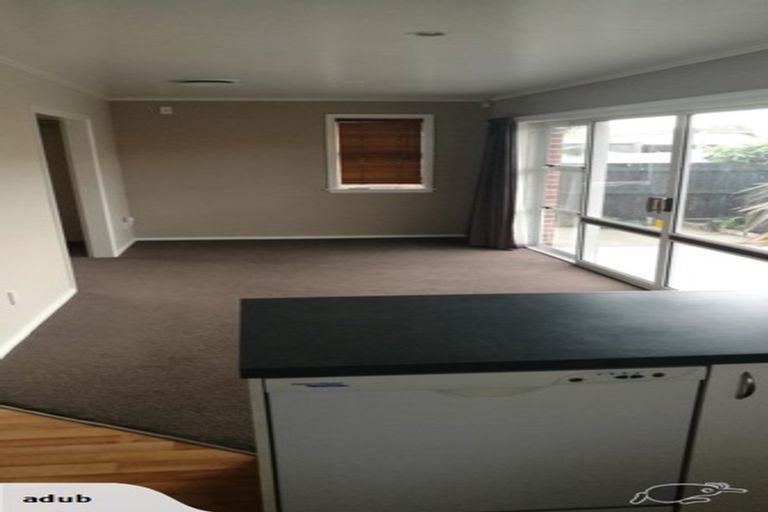 Photo of property in 49 Dunedin Street, Redwood, Christchurch, 8051