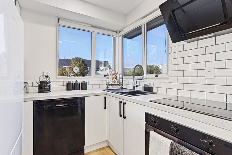 Photo of property in 1/55 Picton Avenue, Riccarton, Christchurch, 8011