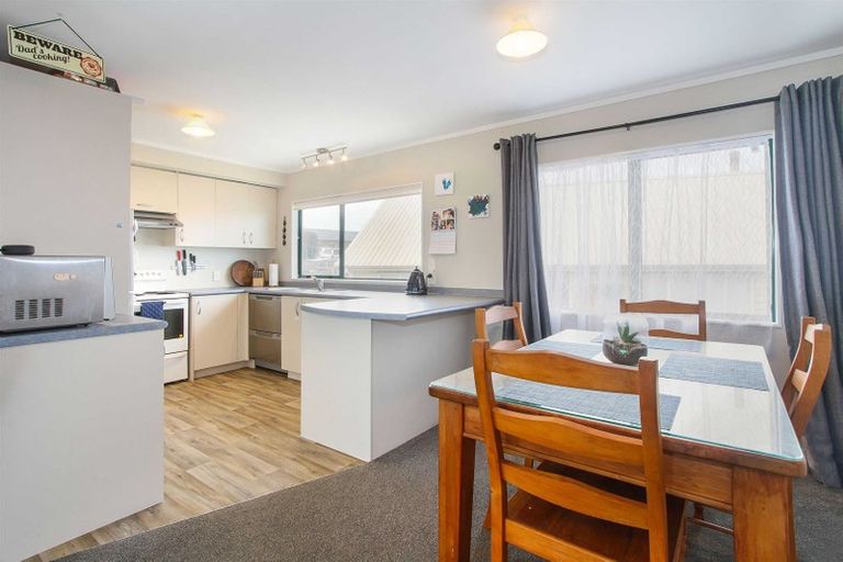 Photo of property in 31f Kaiwaka Road, Waiuku, 2123