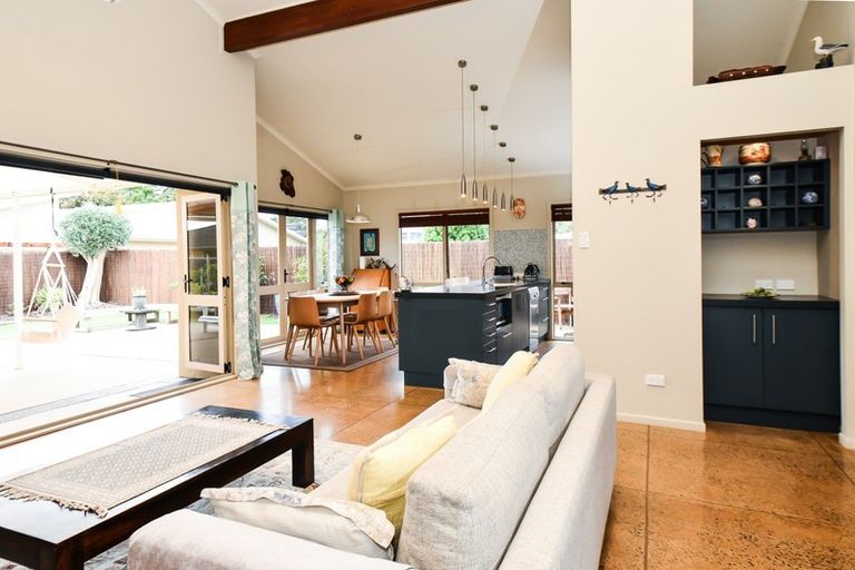 Photo of property in 19 Strathmore Drive, Rototuna, Hamilton, 3210