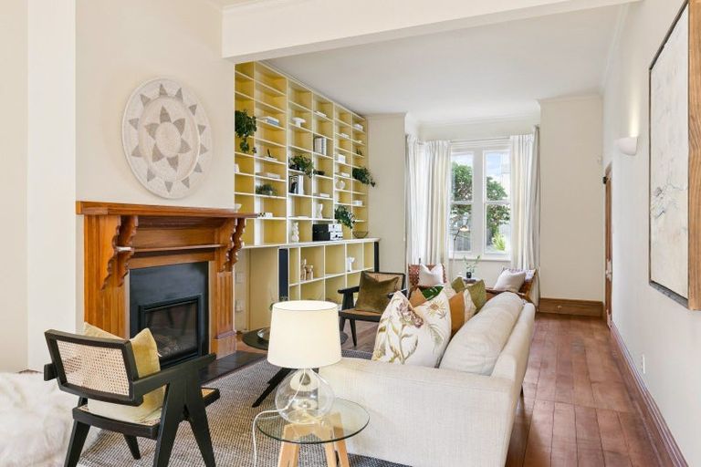 Photo of property in 7 Armour Avenue, Mount Victoria, Wellington, 6011