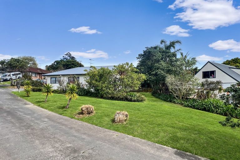 Photo of property in 19 Lowburn Place, Clover Park, Auckland, 2019