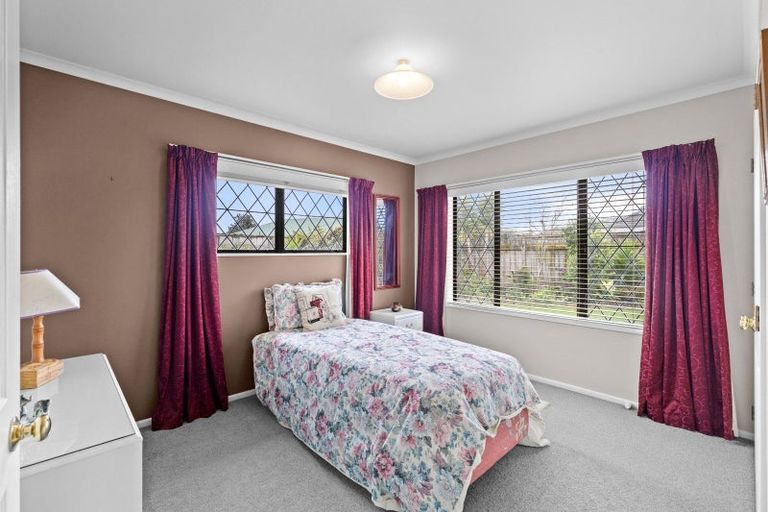 Photo of property in 9 Clearview Drive, Milson, Palmerston North, 4414