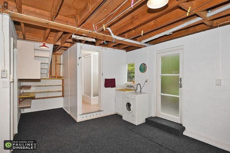 Photo of property in 10 Waikaraka Beach Road, Tamaterau, Whangarei, 0174