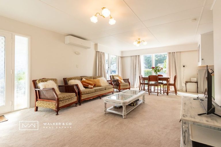 Photo of property in 15 Kaponga Street, Wainuiomata, Lower Hutt, 5014