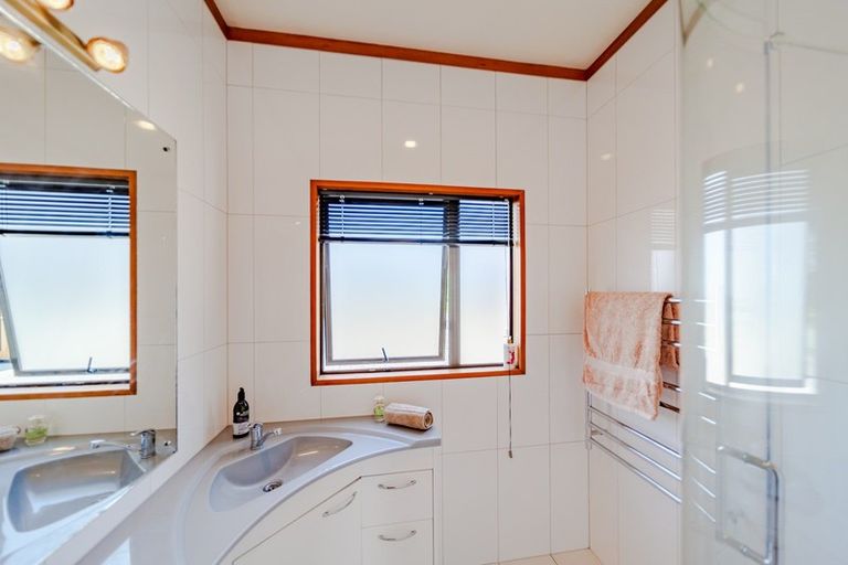 Photo of property in 297 Porangahau Road, Waipukurau, 4282