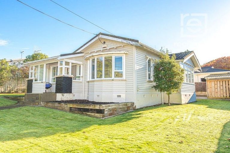 Photo of property in 72 Great North Road, Saint Johns Hill, Whanganui, 4500