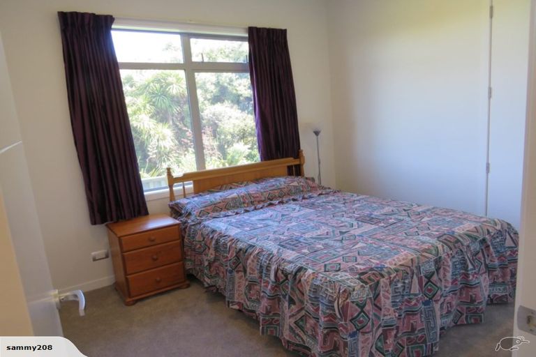 Photo of property in 47 Harbour View Road, Te Atatu Peninsula, Auckland, 0610
