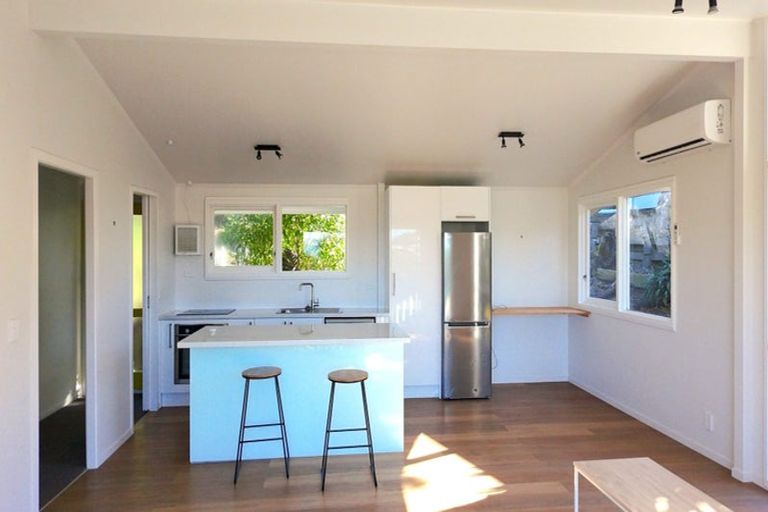 Photo of property in 12 Chartwell Drive, Crofton Downs, Wellington, 6035