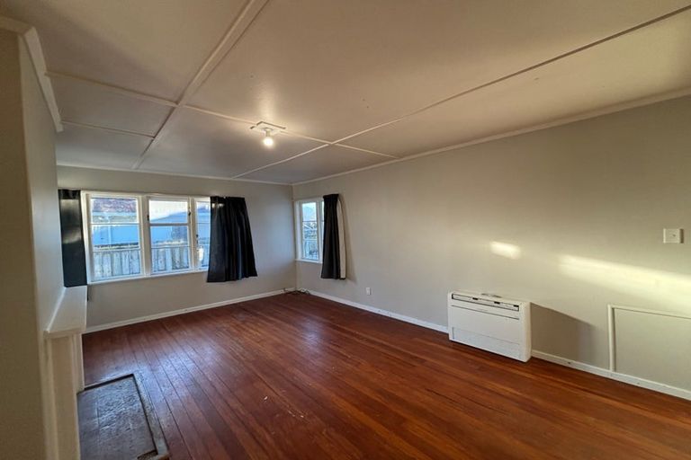 Photo of property in 45 Harper Street, Gonville, Whanganui, 4501