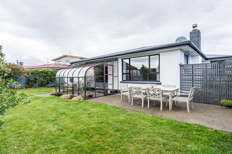Photo of property in 74 Helmsdale Street, Waverley, Invercargill, 9810