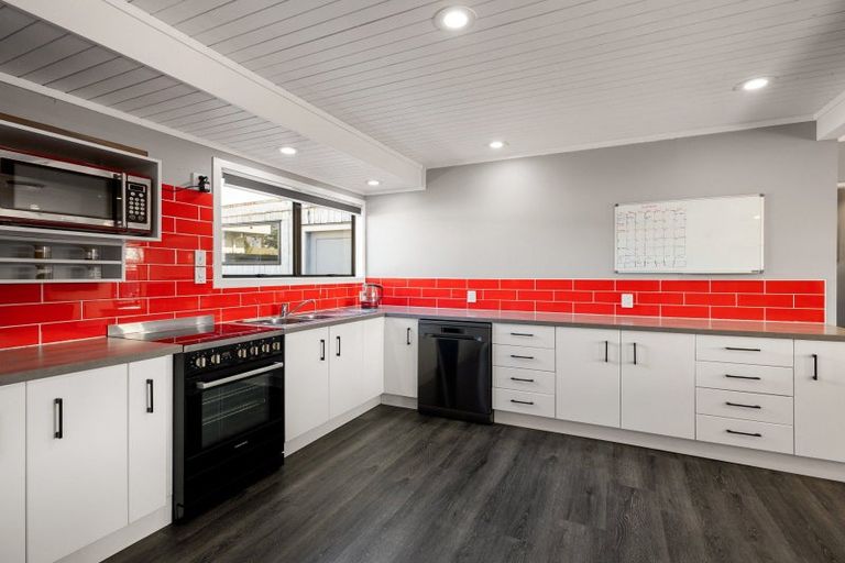 Photo of property in 1 Chequers Avenue, Chartwell, Hamilton, 3210