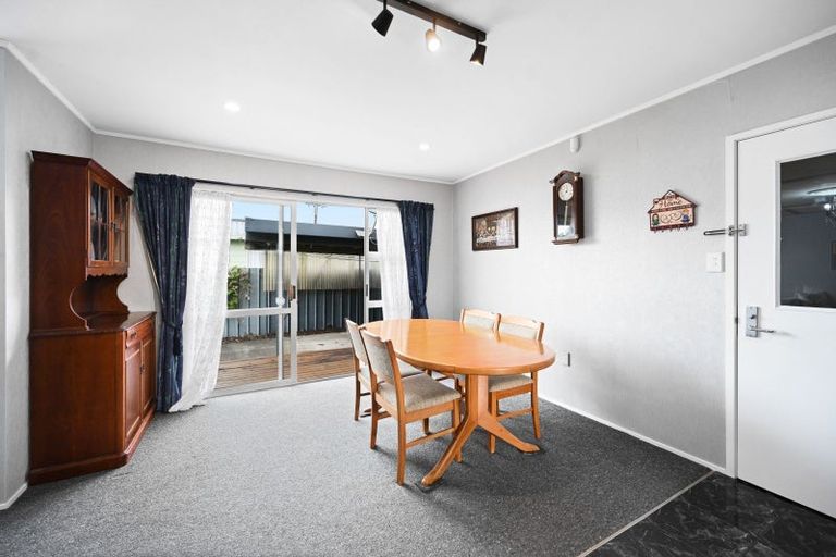 Photo of property in 113 Avalon Drive, Nawton, Hamilton, 3200