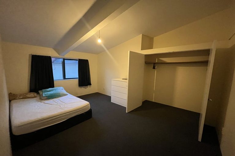 Photo of property in 5u8 Hopper Street, Mount Cook, Wellington, 6011