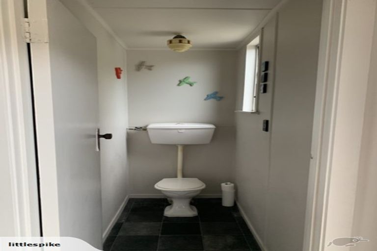 Photo of property in 11 Guys Hill Road, Hospital Hill, Napier, 4110
