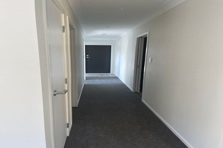 Photo of property in 33u3 Cowley Drive, Temple View, Hamilton, 3218