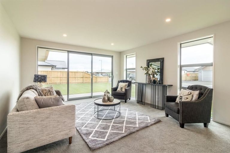 Photo of property in 4 Fry Place, Rolleston, 7614