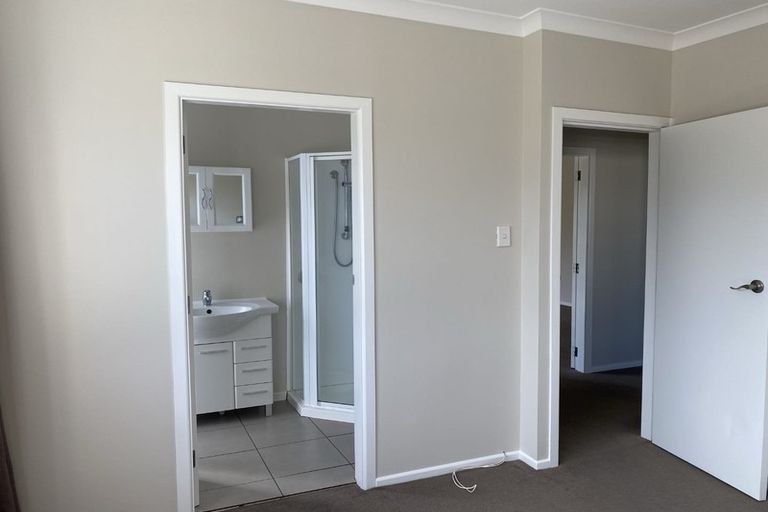 Photo of property in 53 Martin Road, Paraparaumu Beach, Paraparaumu, 5032