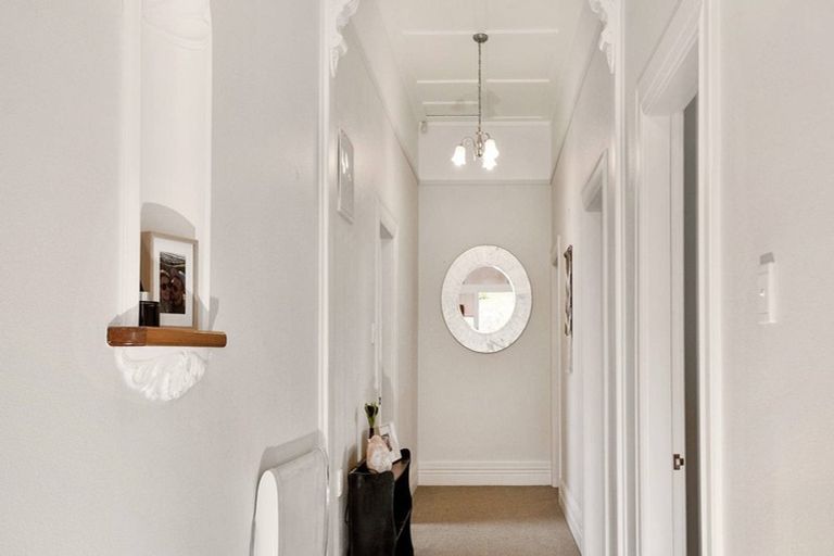 Photo of property in 60 Prospect Terrace, Pukekohe, 2120