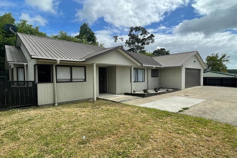 Photo of property in 338a Glengarry Road, Glen Eden, Auckland, 0602