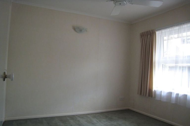 Photo of property in 1/14a Fenwick Avenue, Milford, Auckland, 0620