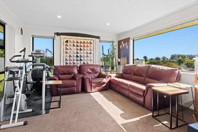 Photo of property in 30 Mountain View Drive, Manakau, Otaki, 5583