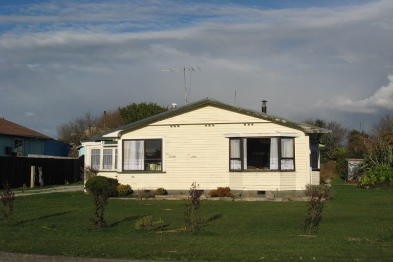Photo of property in 16 Jollie Street, Hokitika, 7810